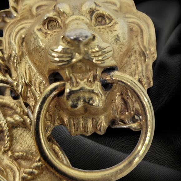 Vintage Double Lion Door Knocker Necklace Costume Jewelry Gold Pendant Statement - Picture 12 of 16